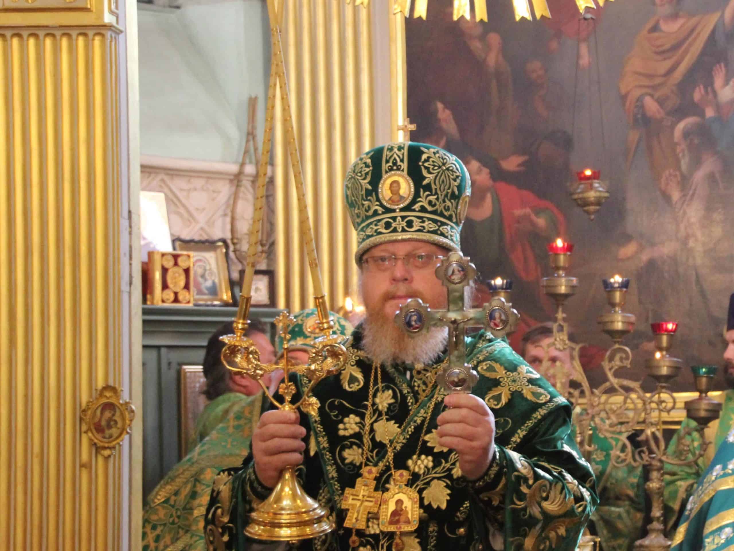 Поздравление архиепископа Подольского Тихона протоиерею Анатолию Коляде с 70-летием со дня рождения